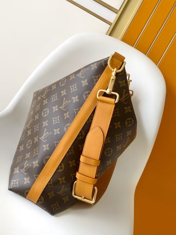 Boutique LV retro handbag - Image 2