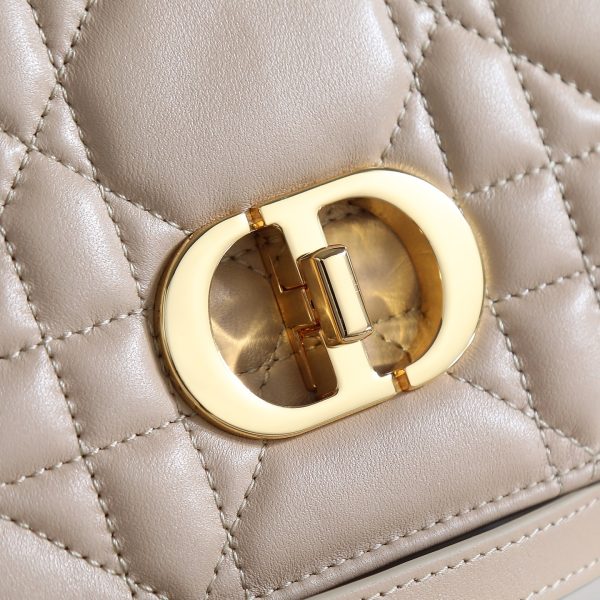 Dior boutique portable shoulder bag - Image 4