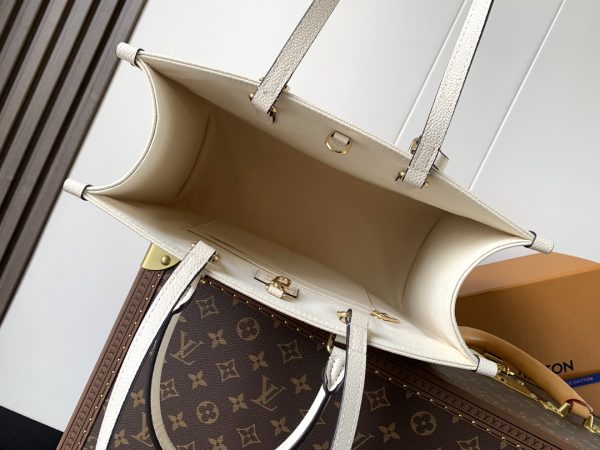 LV boutique printed handbag - Image 3