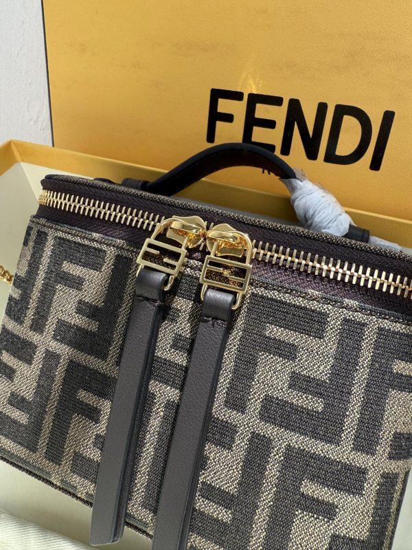 Fendi Jin Dian handbag cosmetic bag - Image 3