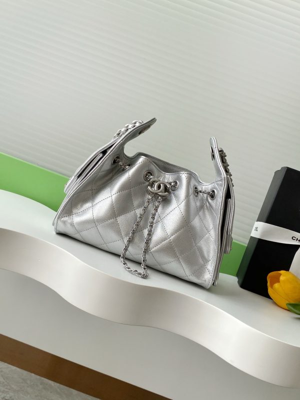 Retro gold coin button drawstring bucket bag - Image 5