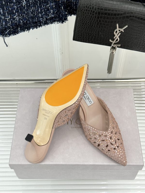 Hollow diamond cat and slippers - Image 4
